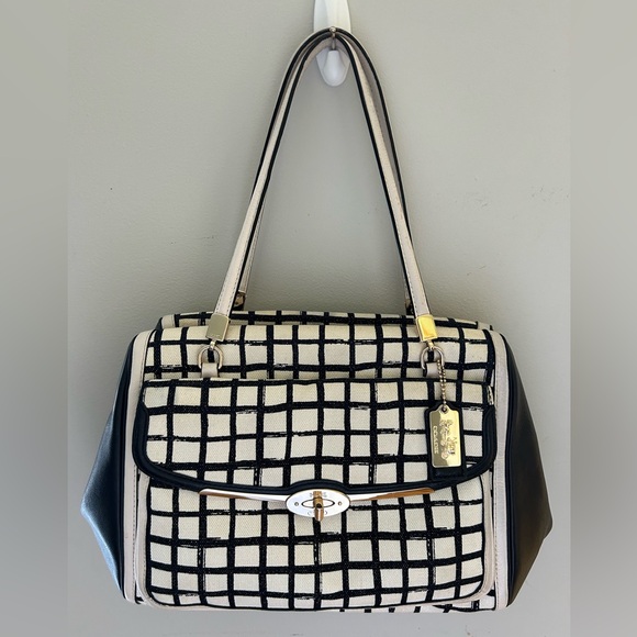 Excellent Used Condition Blk and cream Coach Satchell handbag - Picture 1 of 15